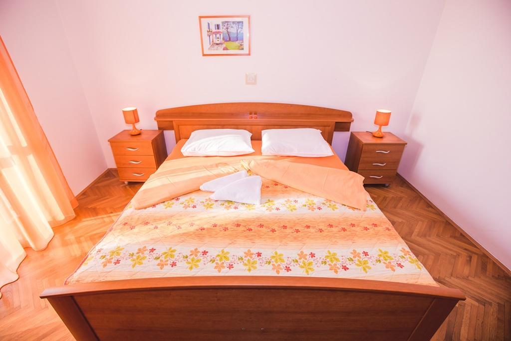 Apartments Renata Banjol Chambre photo